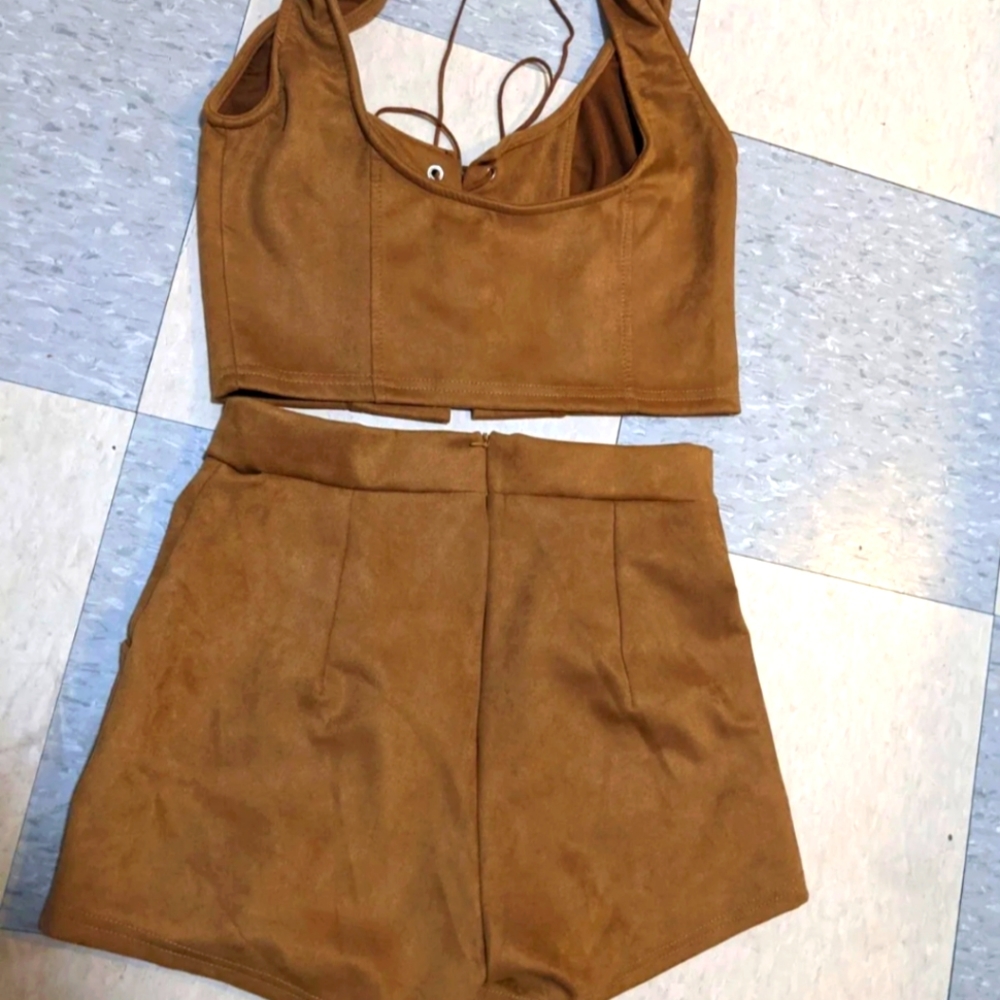 Velvet Two Piece - Picture 2 of 2